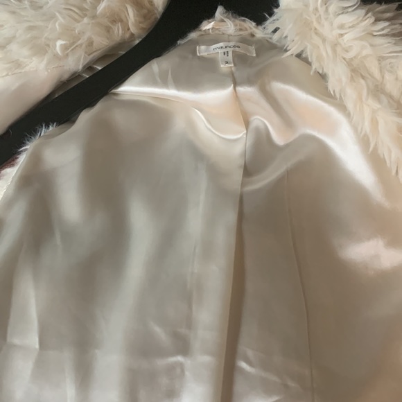 Womens Plus Faux Fur Sheepskin Soft Vest Ofd White 2X Maurice’s - Picture 6 of 10